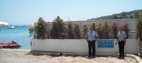 Paparazzi Beach Clup